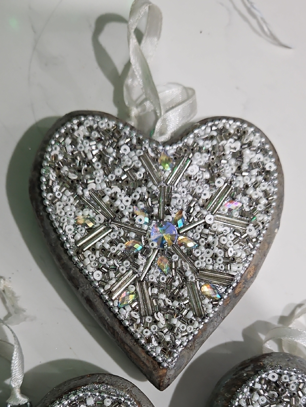 Silver Sequin Heart Hanging Ornament - Brand: - Picture 2 of 4